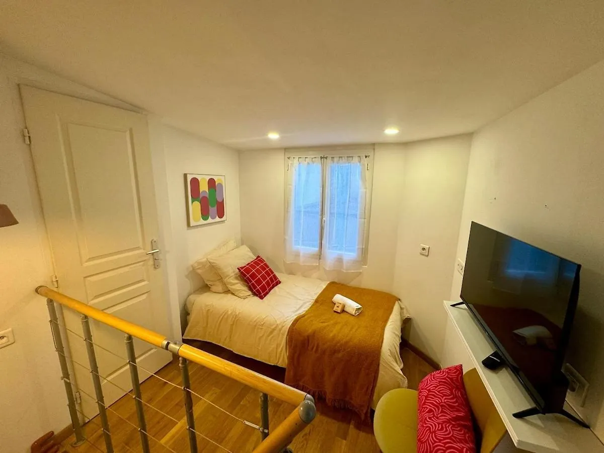Suite Jerry Lione 0*,  Francia